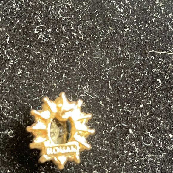 Rowan Earrings Lady Di Style - Picture 3 of 3